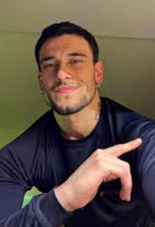 <em><strong>Marcus T. </strong></em>